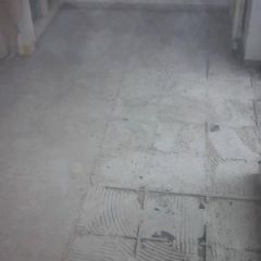 floor tiles removal