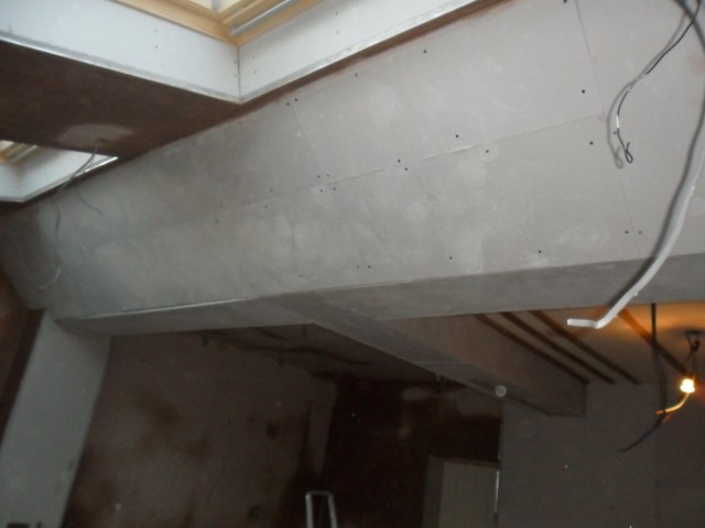 Plaster boarding around the triangulation