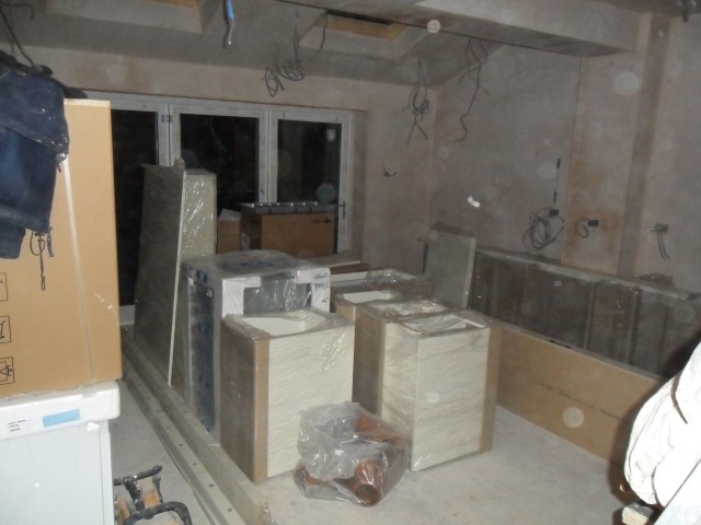 Kitchen all ready to be fitted, little room to move to be honest thou, fitting starts tomorrow 8am Promt:)