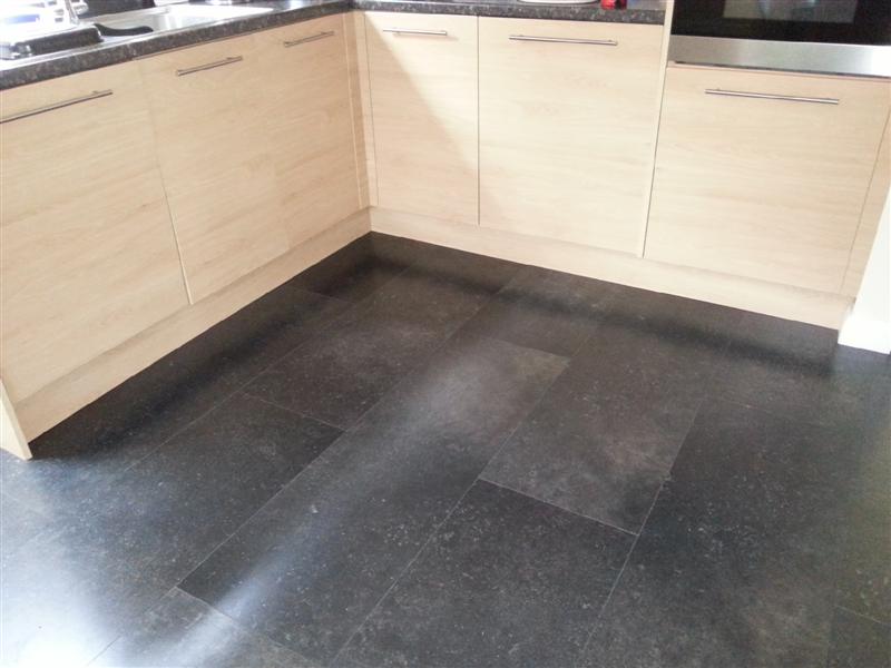 Kitchen repaired balterio grey slate2 (Medium).jpg