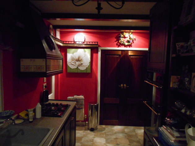 Kitchen 4.JPG