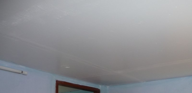 Ceiling2.jpg